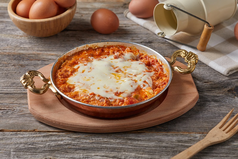 Kaşarlı Menemen
