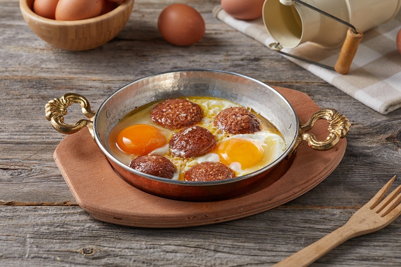 Sucuklu Yumurta
